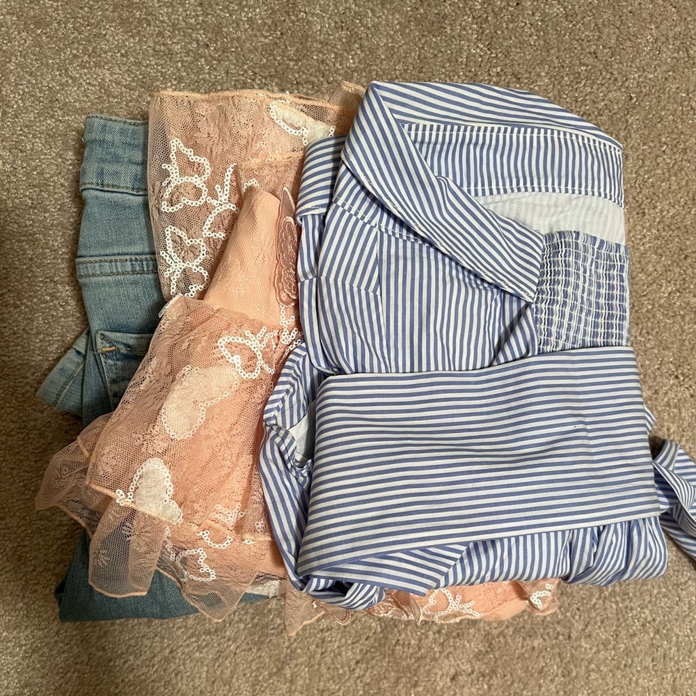 Clothes bundle